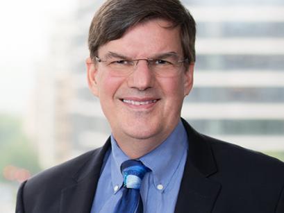 Robert Duston Headshot